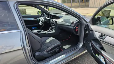Mercedes-Benz C 250 Coupé Sport — Élégance dynamique, moteur performant 204 ch — Thumbnail 11
