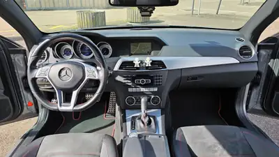 Mercedes-Benz C 250 Coupé Sport — Élégance dynamique, moteur performant 204 ch — Thumbnail 14
