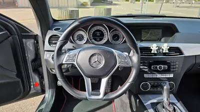 Mercedes-Benz C 250 Coupé Sport — Élégance dynamique, moteur performant 204 ch — Thumbnail 13