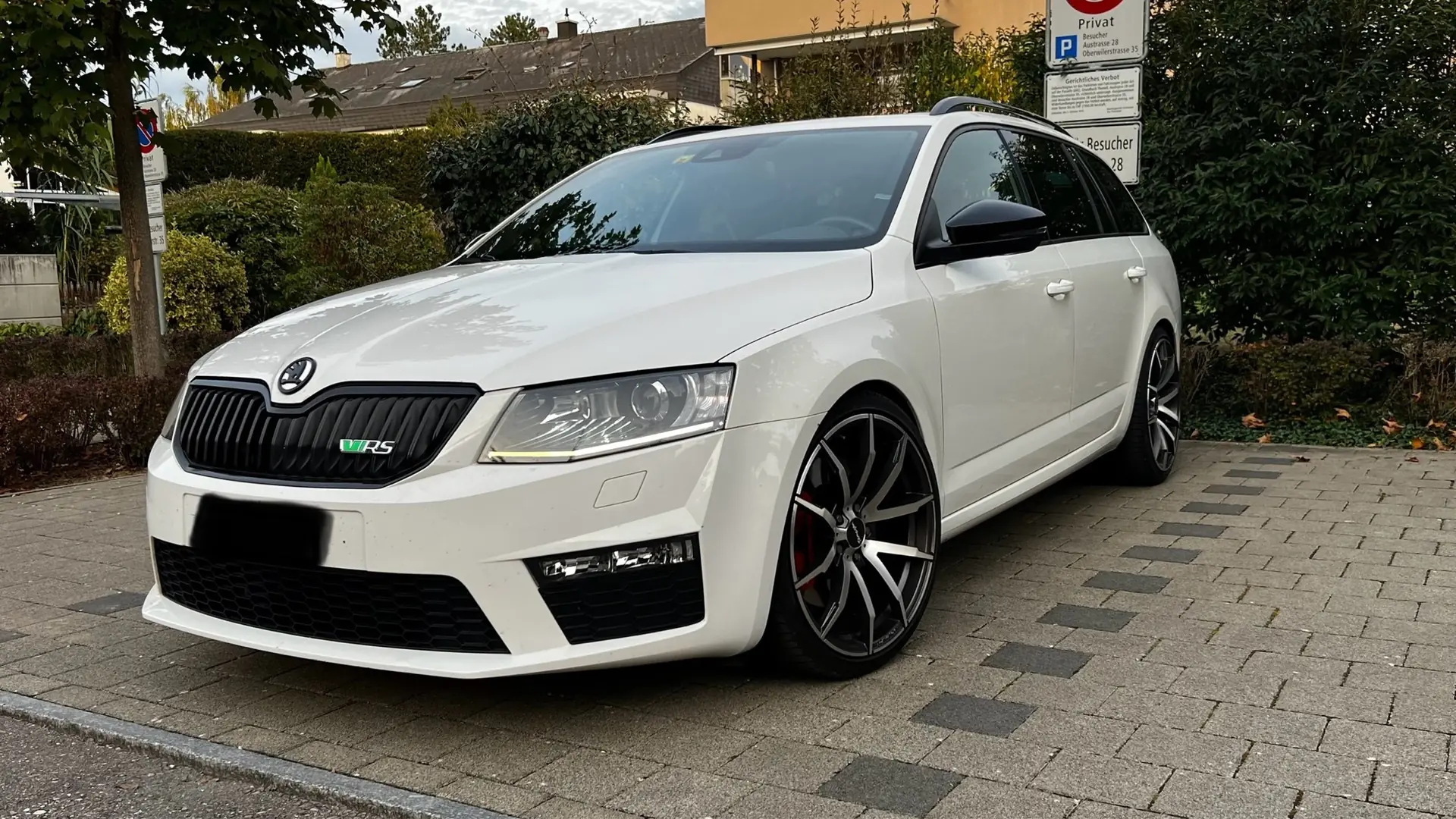Skoda Octavia Combi 2.0 TSI RS — Break sportif 220 ch, sans sinistre