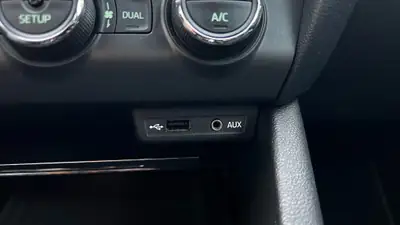 Skoda Octavia Combi 2.0 TSI RS — Break sportif 220 ch, sans sinistre — Miniatur 8