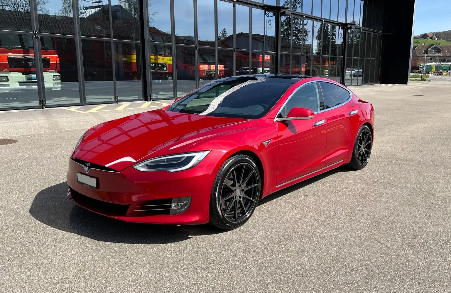 Tesla Model S 100D — Berline électrique haute performance, batterie neuve — Außenansicht