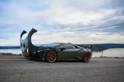 Lamborghini Huracán STO Coupé — Supercars légendaire, 640 ch, quasi neuve — Thumbnail 7