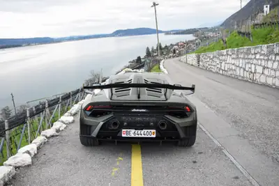 Lamborghini Huracán STO Coupé — Supercars légendaire, 640 ch, quasi neuve — Thumbnail 10