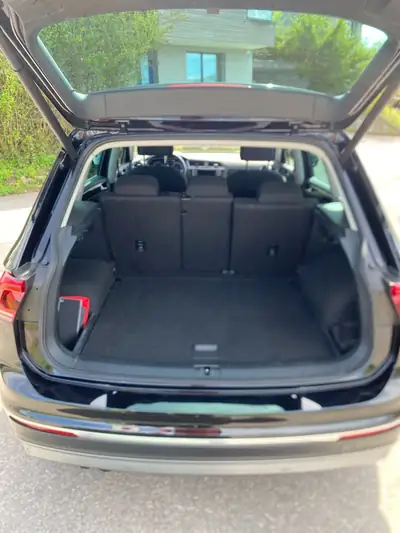 VW Tiguan 2.0 TSI Comfortline 4Motion — SUV polyvalent, intégrale performante — Thumbnail 8