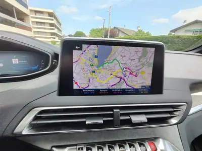 Peugeot 3008 300e Hybrid4 GT — SUV hybride rechargeable 4x4, 43 500 km — Miniatur 7