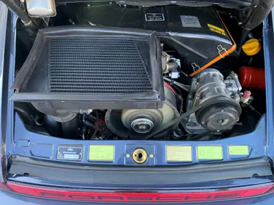 Porsche 911 930 Turbo 1986 — Légende turbo des années 80, matching numbers — tableau de bord