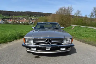 Mercedes-Benz SL 300 1986 — Cabriolet de prestige, état d'origine préservé — Miniatura 8