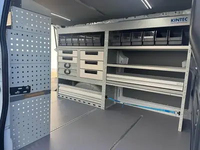 VW T6.1 — Utilitaire polyvalent diesel, parfaitement équipé et très faible kilométrage — Miniatur 7
