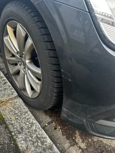 Volvo V60 D4 AWD Momentum — Break dynamique, traction intégrale, 120'000 km — Thumbnail 19