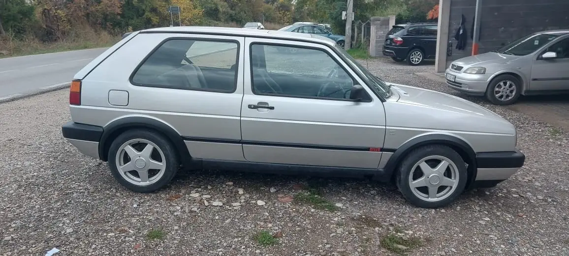VW Golf Coupé 1990 — Classique authentique, état d'origine préservé — vista esterna