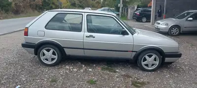 VW Golf Coupé 1990 — Classique authentique, état d'origine préservé — Miniatura 9