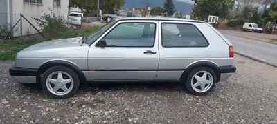 VW Golf Coupé 1990 — Classique authentique, état d'origine préservé — Miniatura 8