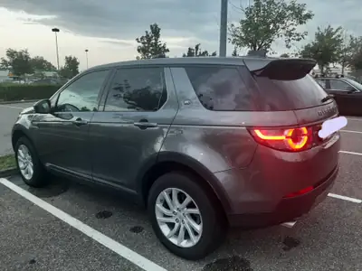 Land Rover Discovery Sport 2.0 Si4 HSE Luxury — SUV 7 places, 241 ch, seulement 45'000 km — arrière