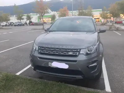 Land Rover Discovery Sport 2.0 Si4 HSE Luxury — SUV 7 places, 241 ch, seulement 45'000 km — intérieur