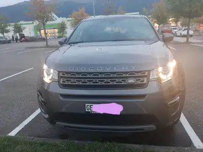 Land Rover Discovery Sport 2.0 Si4 HSE Luxury — SUV 7 places, 241 ch, seulement 45'000 km — tableau de bord