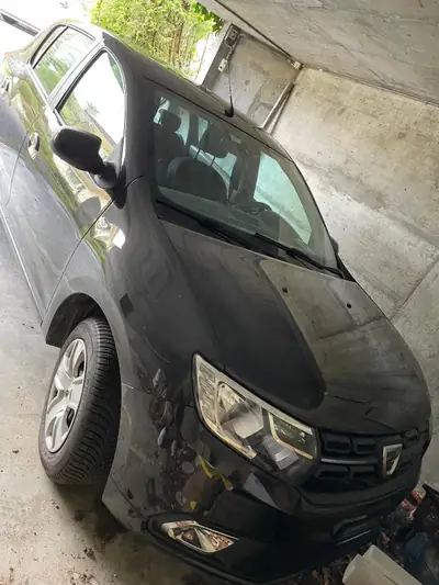 Dacia Sandero TCe 90 Comfort — Citadine fiable, faible kilométrage et motorisation économique — côté