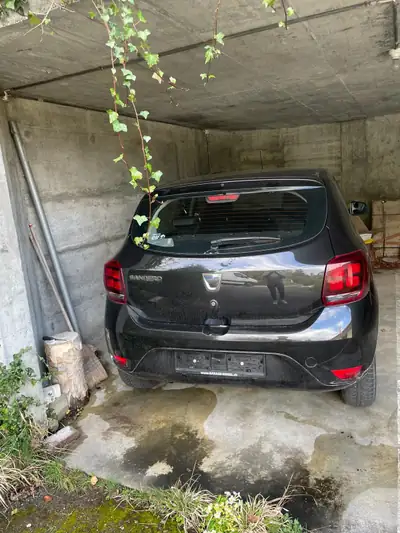 Dacia Sandero TCe 90 Comfort — Citadine fiable, faible kilométrage et motorisation économique — arrière