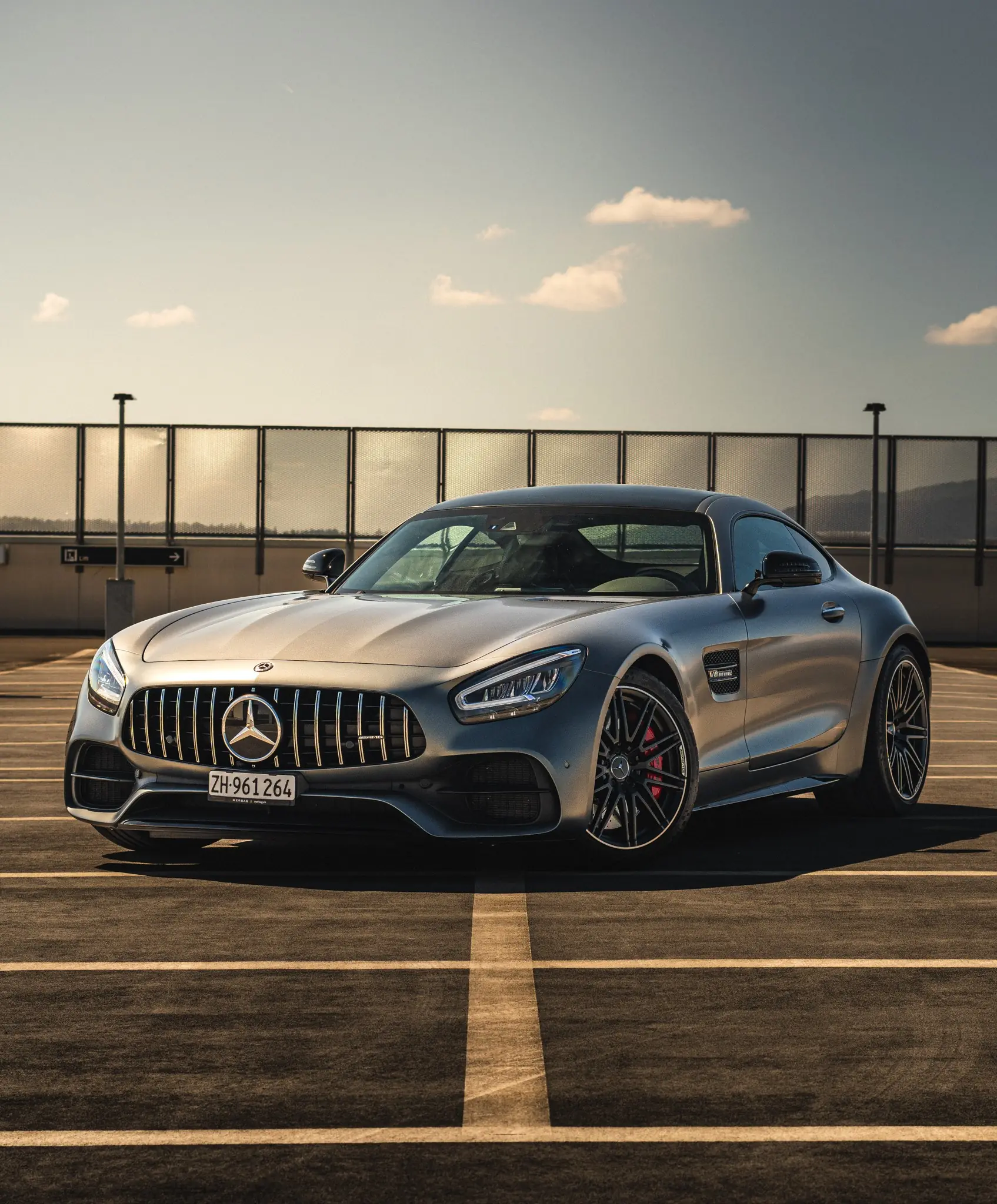 Mercedes-AMG GT C — Coupé sportif 558 ch, 22000 km seulement, garantie 6 ans — vista esterna