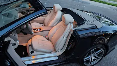 Mercedes-Benz SL 63 AMG — Roadster légendaire, 525 ch, entretien premium — Miniatur 11