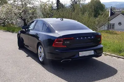 Volvo S90 T6 AWD R-Design — Berline premium 310 ch, traction intégrale, 54'000 km — intérieur