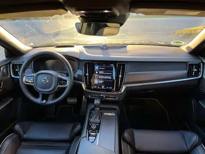 Volvo S90 T6 AWD R-Design — Berline premium 310 ch, traction intégrale, 54'000 km — Miniature 11