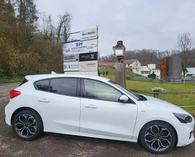 Ford Focus 1.0 SCTi ST Line — Berline compacte économe et dynamique, 86'000 km — Miniature 9