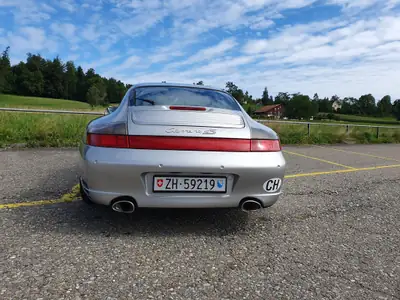 Porsche 911 Carrera 4 S — Le coupé sportif allemand de référence, 320 ch — intérieur