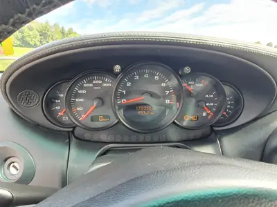 Porsche 911 Carrera 4 S — Le coupé sportif allemand de référence, 320 ch — Miniature 7