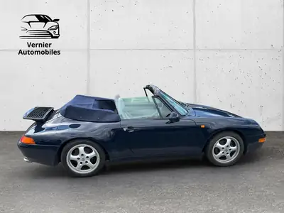 Porsche 911 Carrera 4 Cabriolet — Roadster légendaire 1995, transmission intégrale et toile — Thumbnail 7