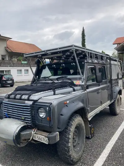 Land Rover Defender 130 2.4 Td4 — Pickup 4x4 robuste, transformé professionnel, sans sinistre — Seitenansicht