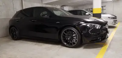 Mercedes-AMG A 35 4Matic Speedshift — Performance 306 ch, première main, 66'000 km — interior