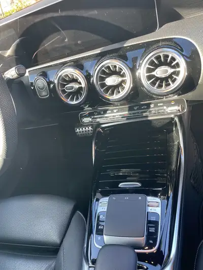 Mercedes-AMG A 35 4Matic Speedshift — Performance 306 ch, première main, 66'000 km — Thumbnail 9