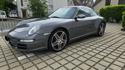 Porsche 911 Targa 4S 2008 — Cabriolet iconique, 355 ch et transmission manuelle — Seitenansicht