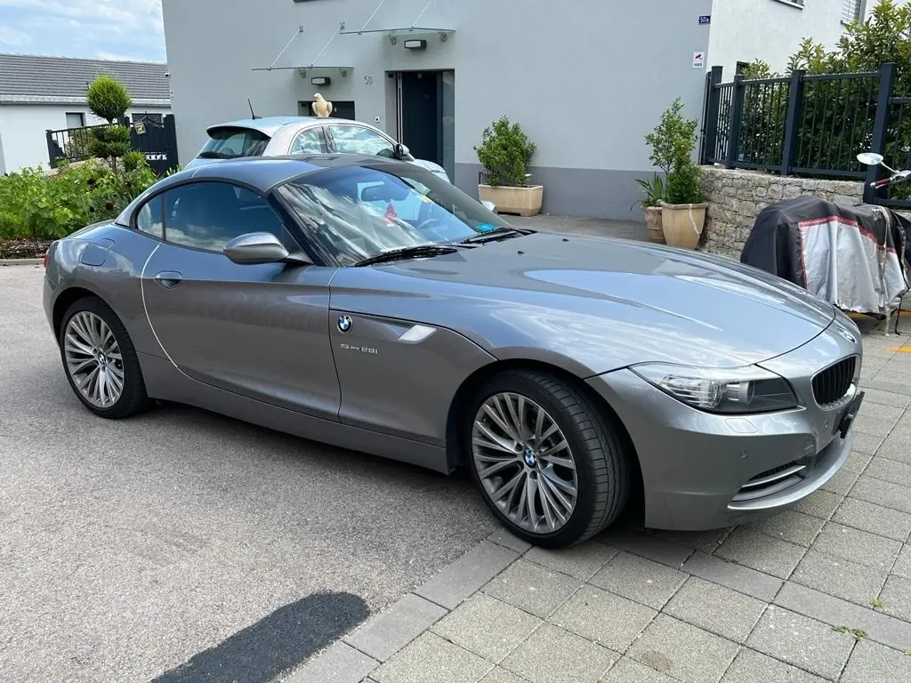 BMW Z4 sDrive28i — Roadster sportif 2012, 37'000 km, transmission manuelle — Außenansicht