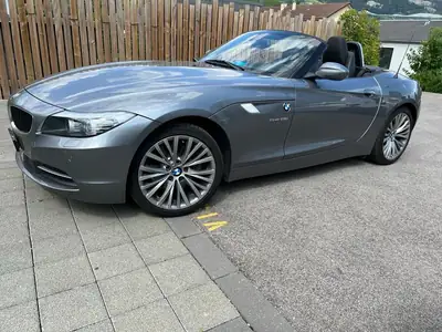 BMW Z4 sDrive28i — Roadster sportif 2012, 37'000 km, transmission manuelle — Seitenansicht