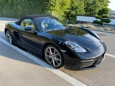 Porsche 718 Boxster S — Roadster sportif, 350 ch et seulement 37'000 km — side view