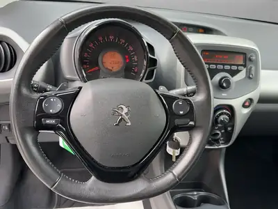 Peugeot 108 1.0 VTi Active — Citadine compacte, transmission automatisée, 25'710 km — Thumbnail 10