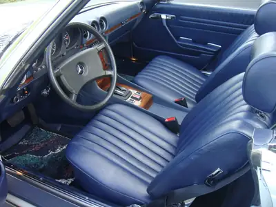 Mercedes-Benz SL 280 — Roadster cabriolet mythique, argenté métallisé, entretien impeccable — Detail