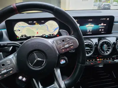 Mercedes-Benz CLA 35 AMG Shooting Brake — Berline sportive 4Matic, 306 ch, finition premium — Miniatur 14