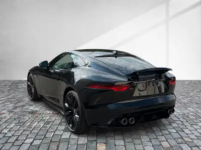 Jaguar F-Type Last Edition Coupé V8 R — Le Chef-d'œuvre Final, Quasi Neuf — tableau de bord