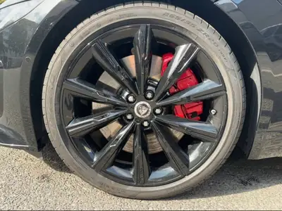 Jaguar F-Type Last Edition Coupé V8 R — Le Chef-d'œuvre Final, Quasi Neuf — Miniature 11