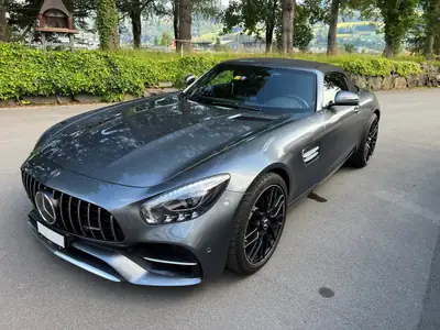 Mercedes-AMG GT Roadster — Cabriolet sportif 476 ch, très faible kilométrage — interni