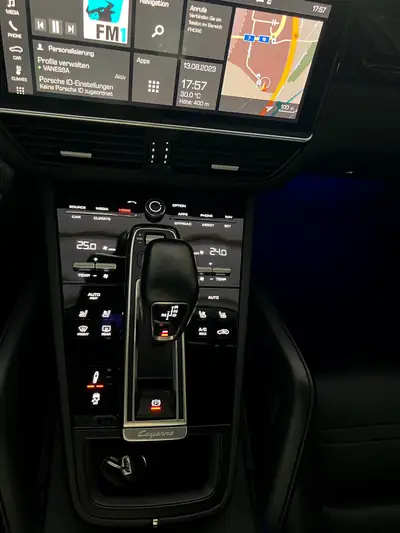 Porsche Cayenne S 2017 — SUV sportif premium, 105'000 km, état impeccable — Miniatur 13