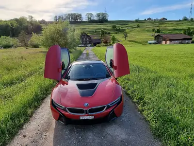 BMW i8 Coupé Protonic Red Edition — Hybride rechargeable sportif, 57'100 km seulement — intérieur