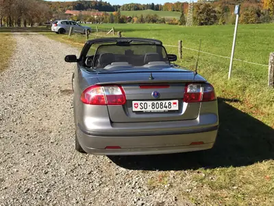 SAAB 9-3 2.0 Anniversary — Cabriolet suédois performant, 200 ch optimisés — côté