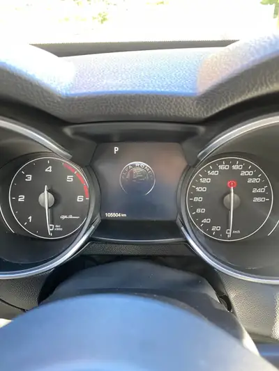 Alfa Romeo Stelvio 2.2 JTDM Q4 — SUV premium diesel, 117'000 km, sans sinistre — Miniature 15