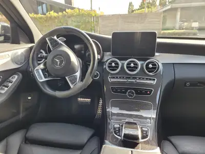 Mercedes-Benz C 43 AMG 4Matic — Break sportif, 367 ch et transmission 9G-Tronic — Armaturenbrett