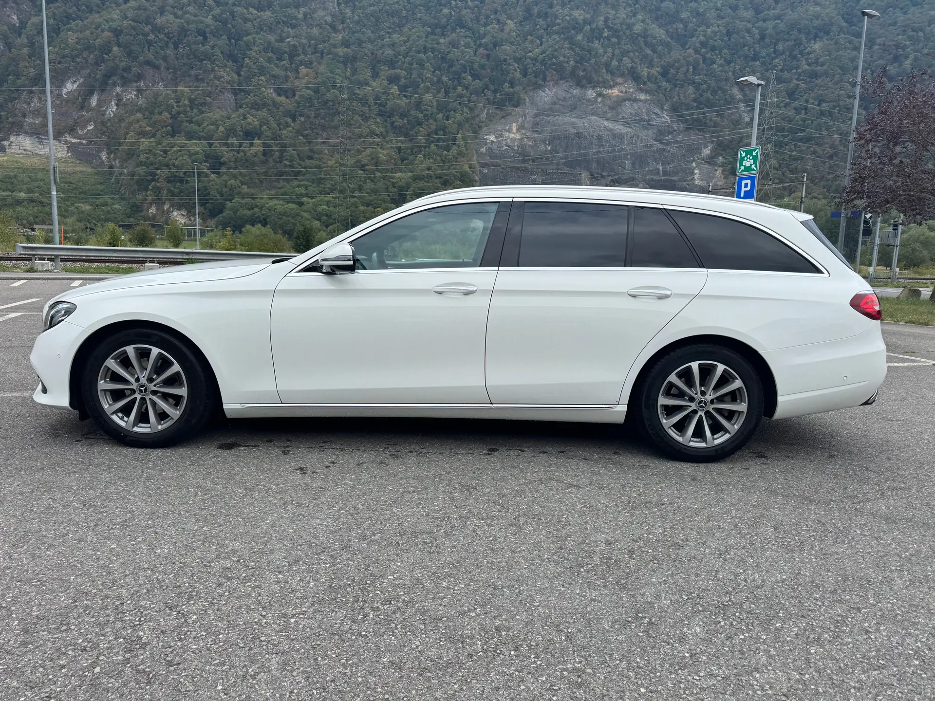 Mercedes-Benz Classe E 2017 occasion Collombey — 2