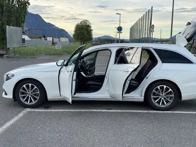 Mercedes-Benz E 200 Avantgarde — Berline élégante, motorisation efficace et 165 000 km — interni